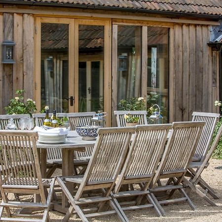 The Cowsheds Villa Brinkworth Exterior photo